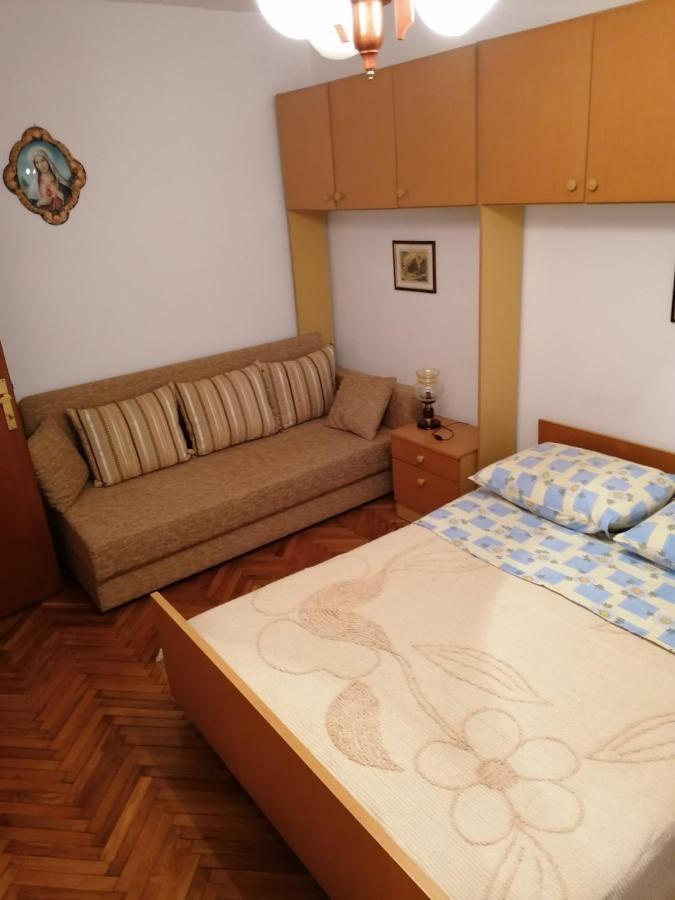 Ester Apartments Sveti Ivan  Esterno foto
