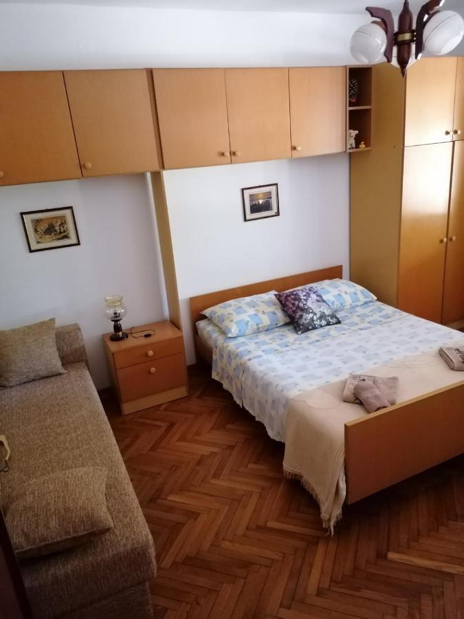 Ester Apartments Sveti Ivan  Esterno foto